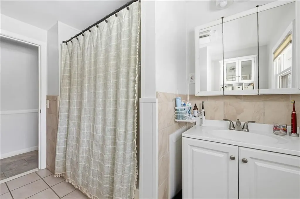 15 Anita Road Johnston RI 02919