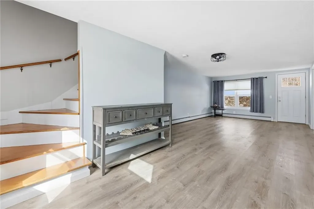 15 Anita Road Johnston RI 02919