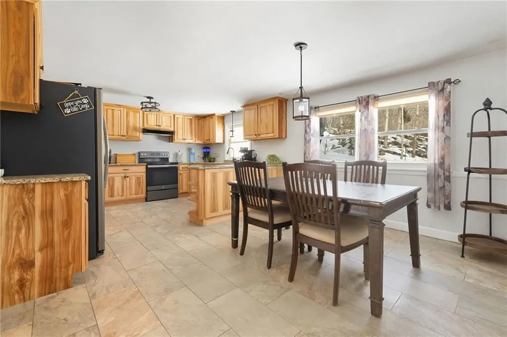 15 Anita Road Johnston RI 02919