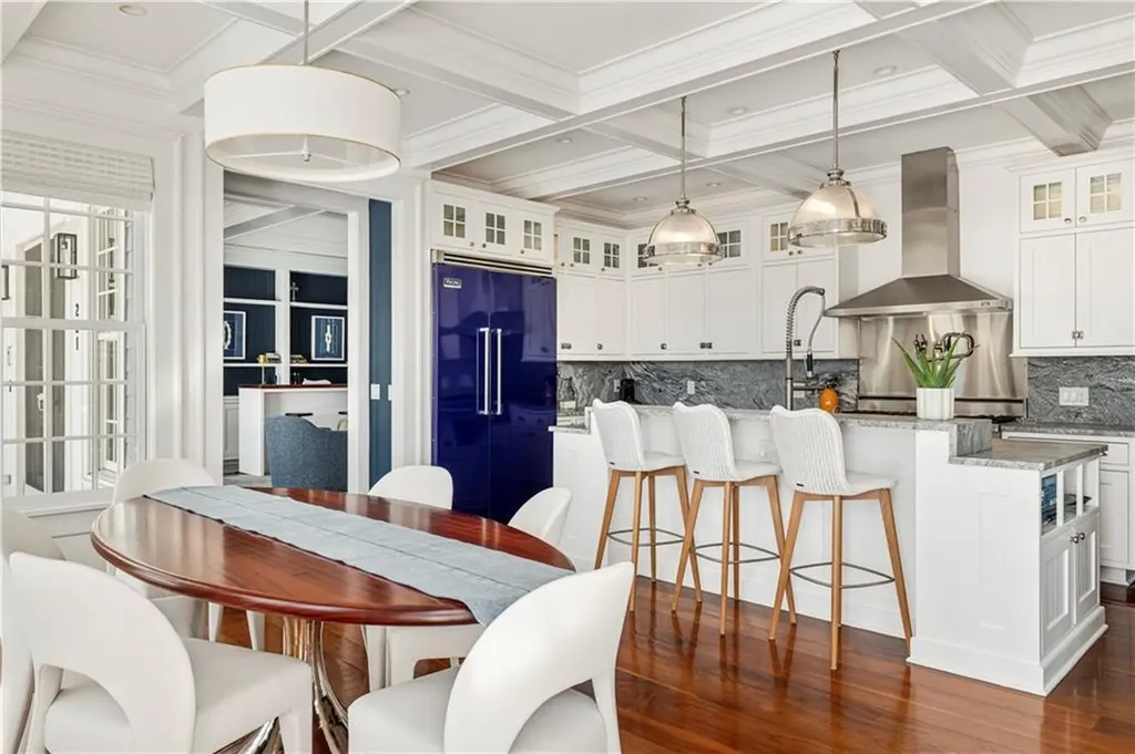 231 Carnegie Harbor Drive Portsmouth RI 02871