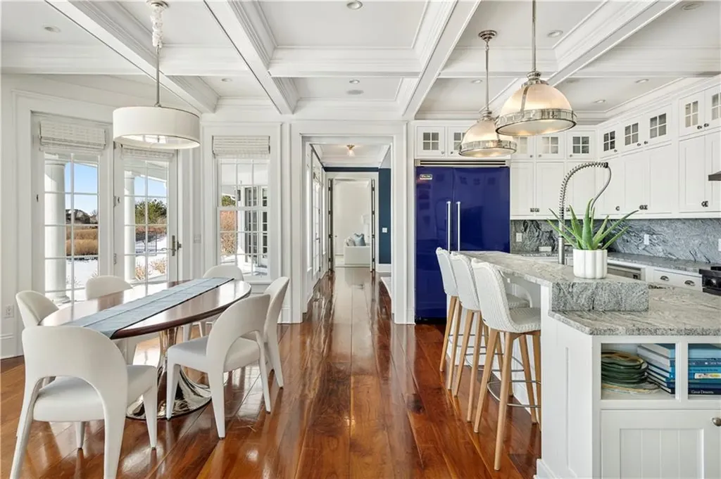 231 Carnegie Harbor Drive Portsmouth RI 02871