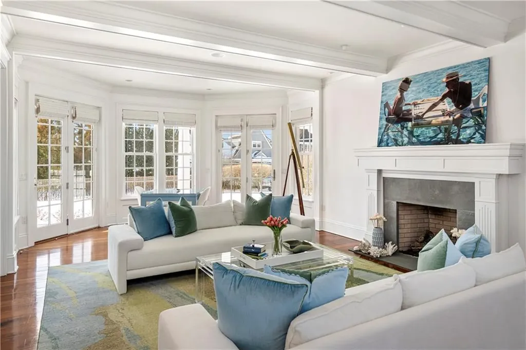 231 Carnegie Harbor Drive Portsmouth RI 02871