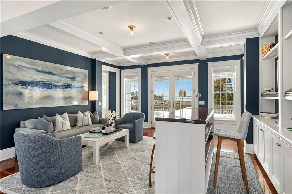 231 Carnegie Harbor Drive Portsmouth RI 02871