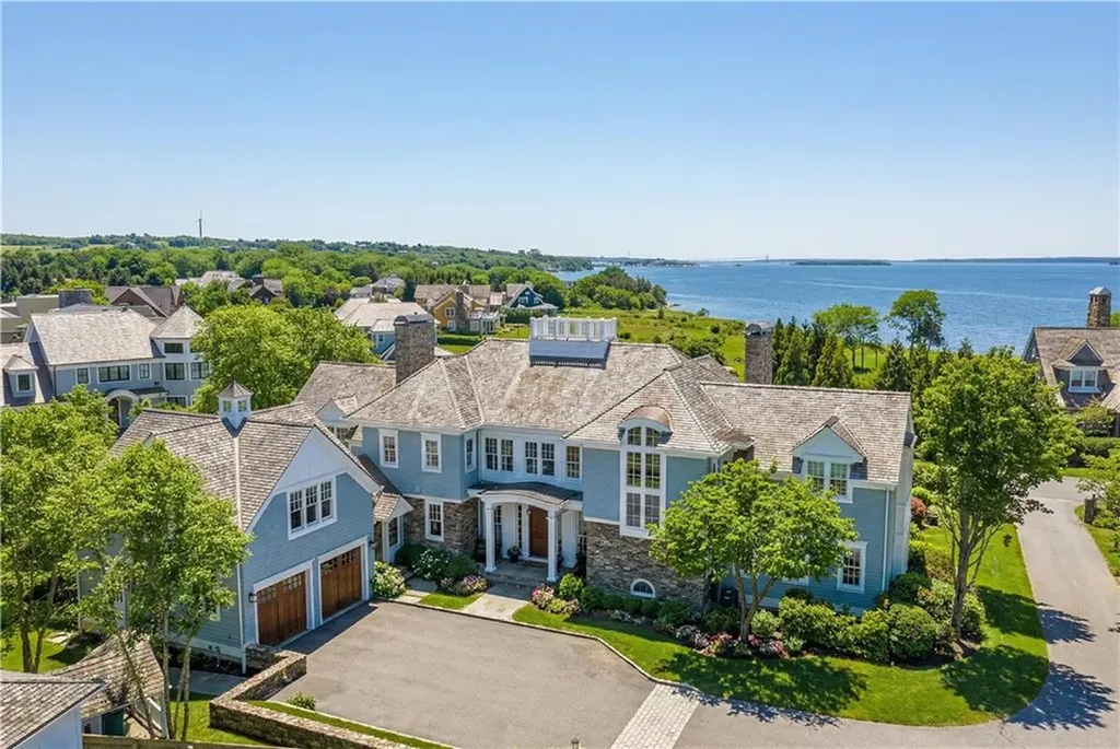 231 Carnegie Harbor Drive Portsmouth RI 02871