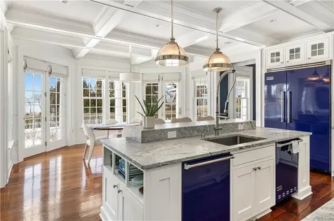 231 Carnegie Harbor Drive Portsmouth RI 02871