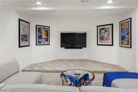 231 Carnegie Harbor Drive Portsmouth RI 02871