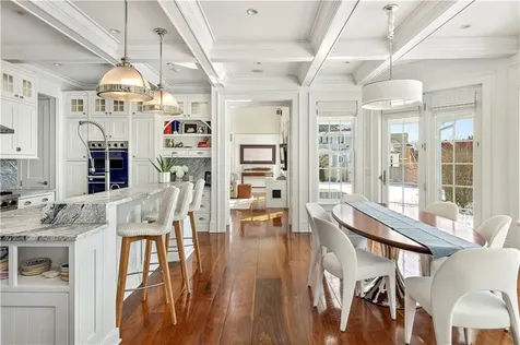 231 Carnegie Harbor Drive Portsmouth RI 02871