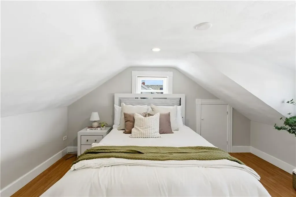 141 Hanover Avenue Pawtucket RI 02861