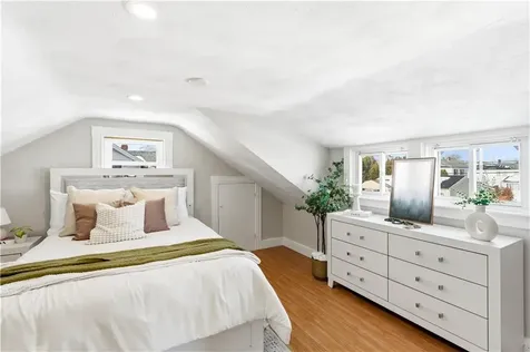 141 Hanover Avenue Pawtucket RI 02861