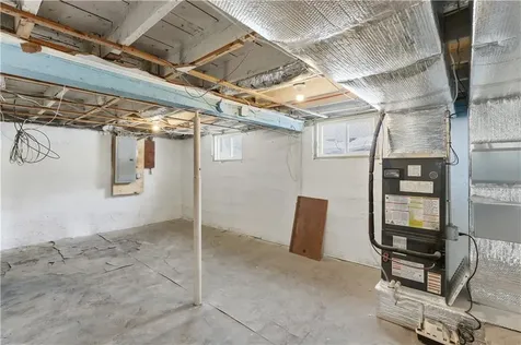 141 Hanover Avenue Pawtucket RI 02861