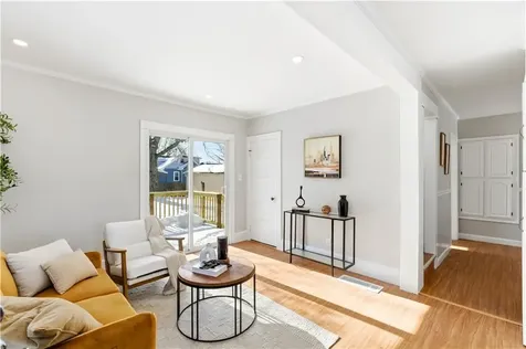 141 Hanover Avenue Pawtucket RI 02861