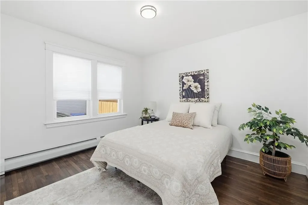 53 Oriole Avenue Pawtucket RI 02860