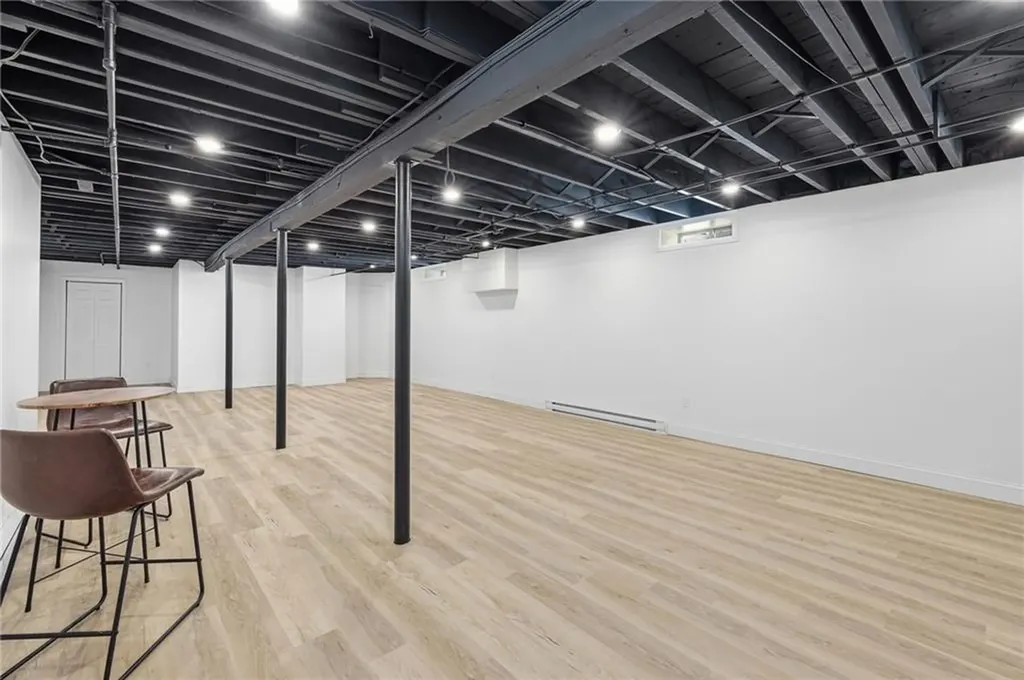 53 Oriole Avenue Pawtucket RI 02860