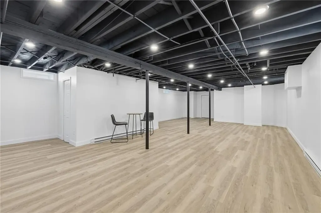 53 Oriole Avenue Pawtucket RI 02860