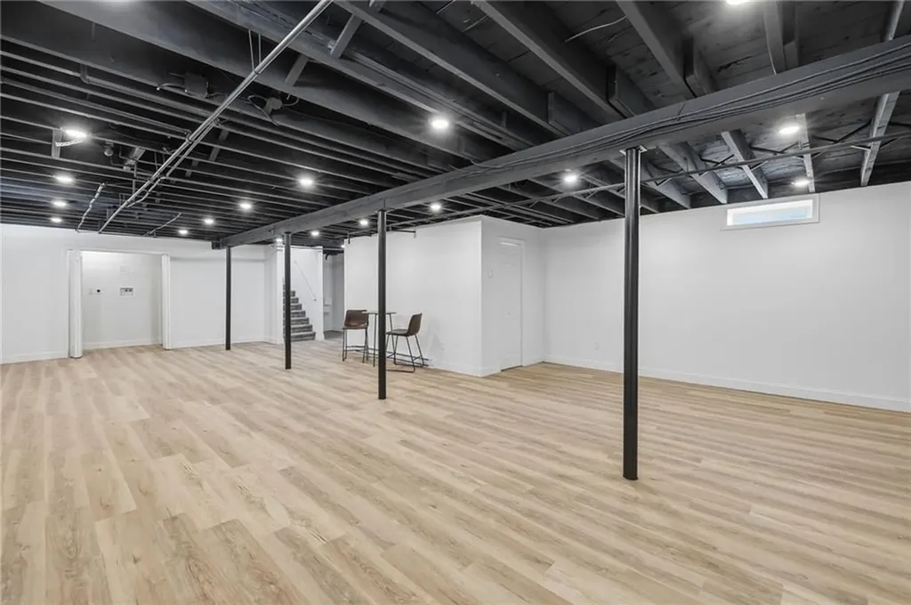 53 Oriole Avenue Pawtucket RI 02860