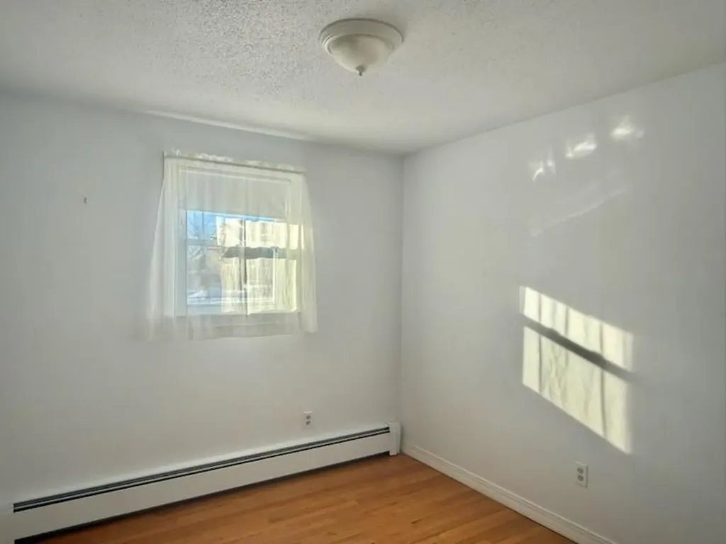 101 Honeyman Avenue Middletown RI 02842