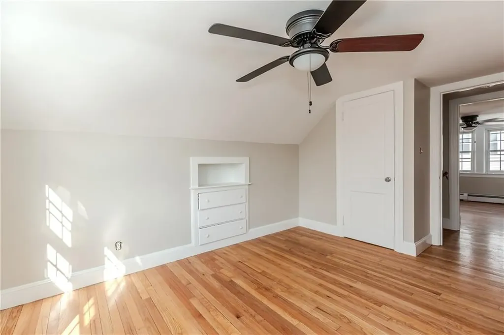 36 Walton Street Providence RI 02908