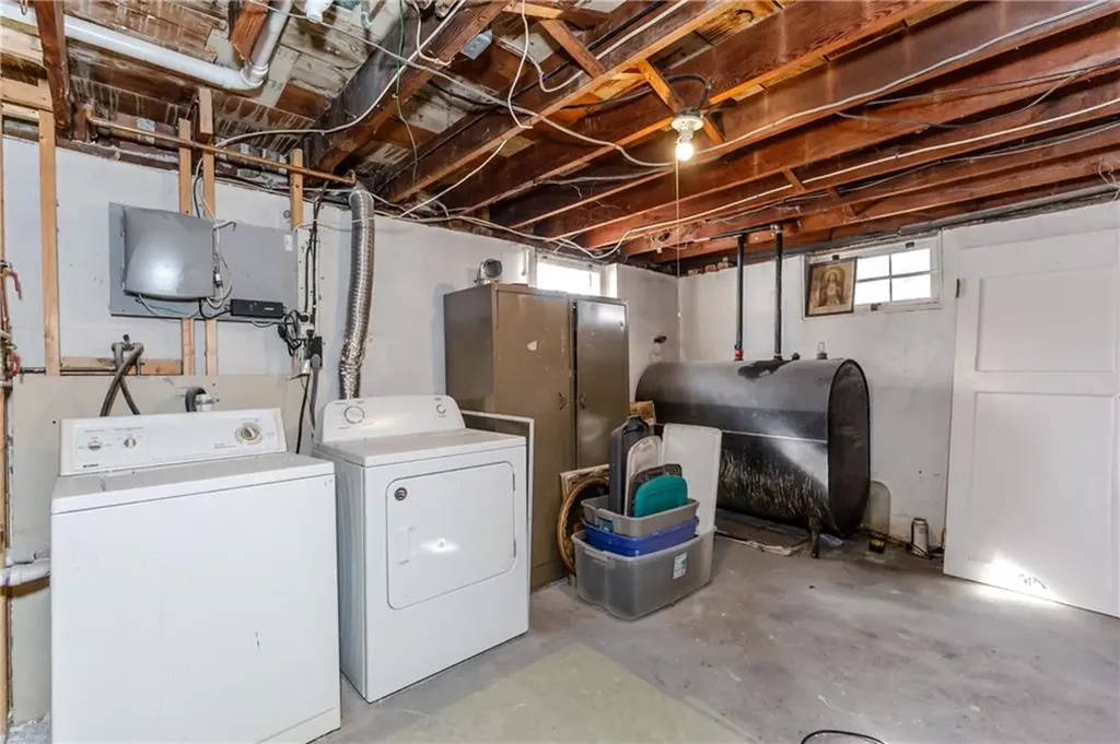 36 Walton Street Providence RI 02908