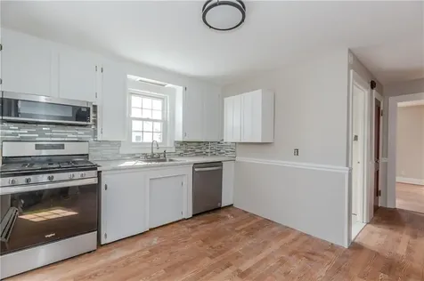 36 Walton Street Providence RI 02908