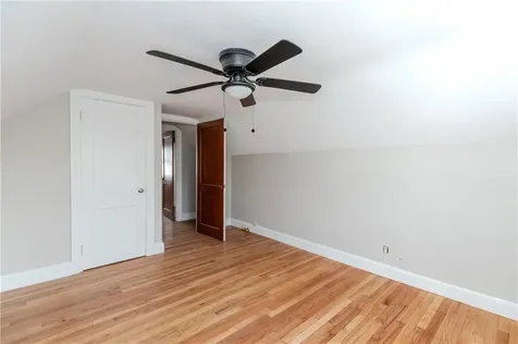 36 Walton Street Providence RI 02908