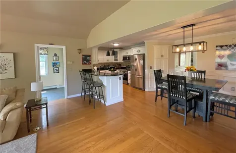 5 Victoria Lane Rehoboth MA 02769