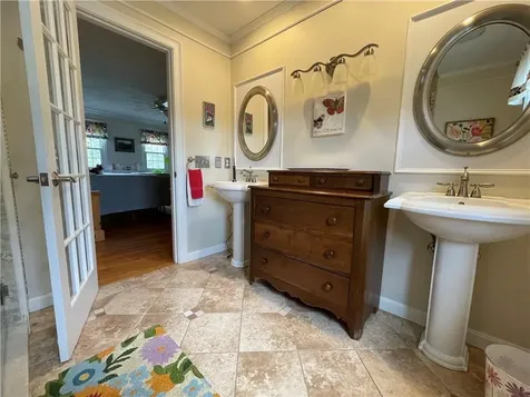 5 Victoria Lane Rehoboth MA 02769