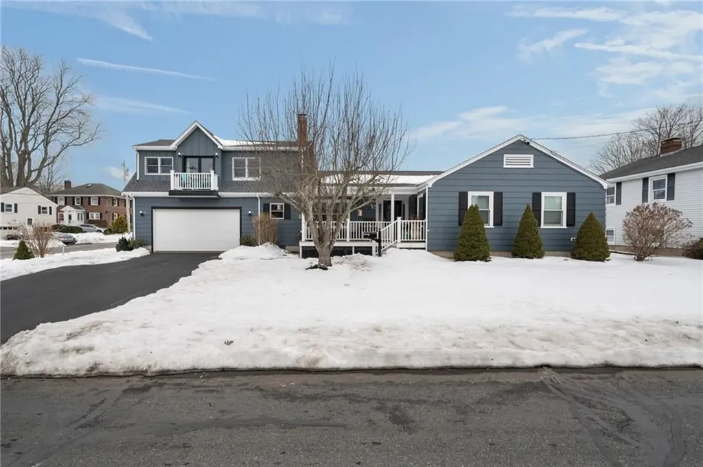 97 Eustis Avenue Newport RI 02840