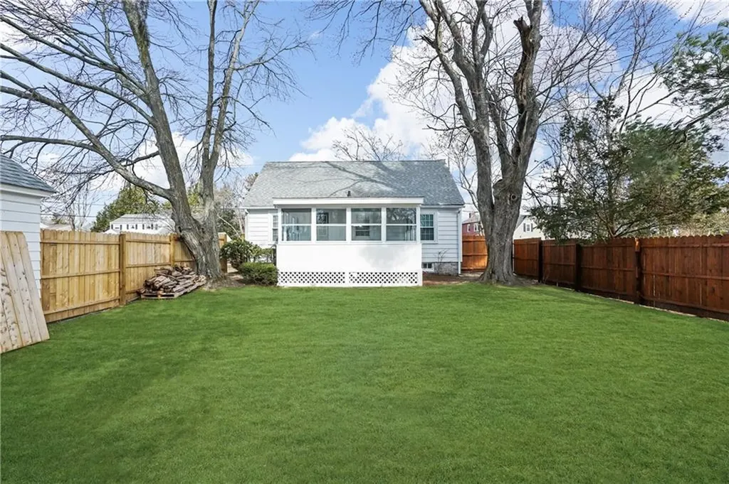 18 Sevilla Avenue Warwick RI 02889