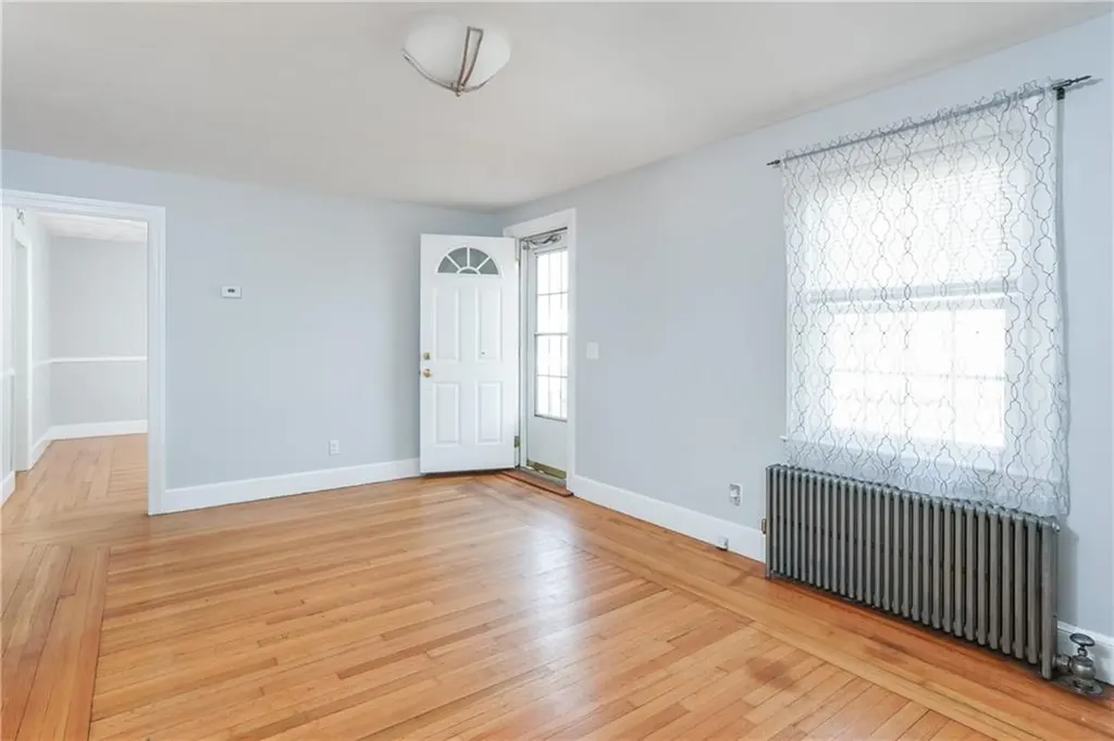 18 Sevilla Avenue Warwick RI 02889