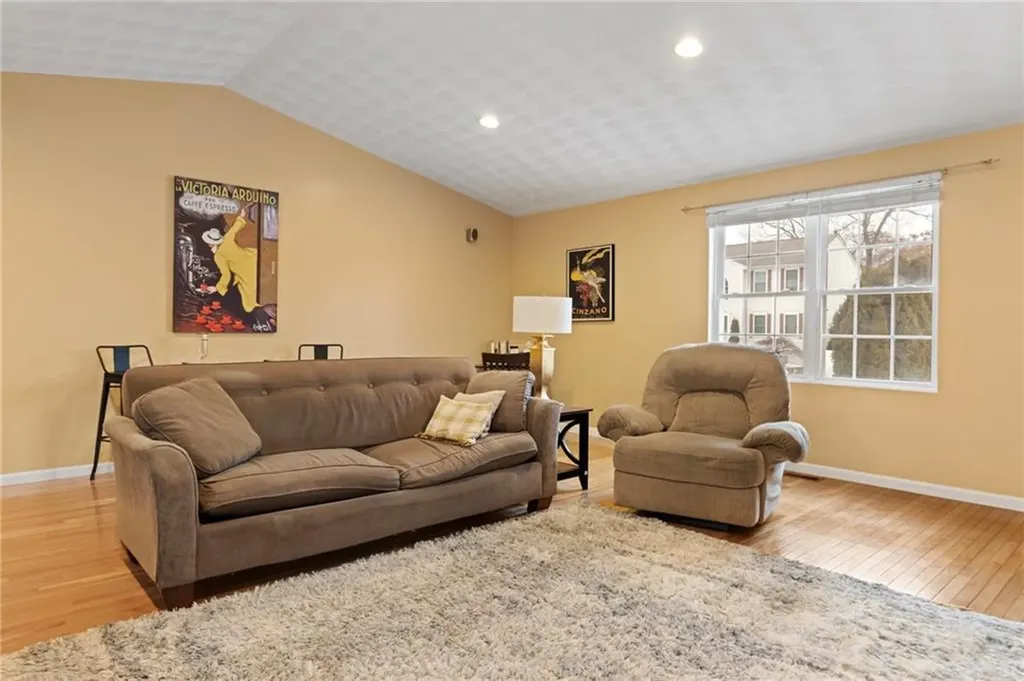 15 Gilcrest Drive West Warwick RI 02893