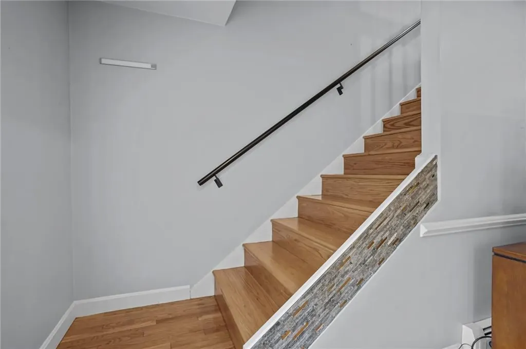 565 Quaker Lane West Warwick RI 02893