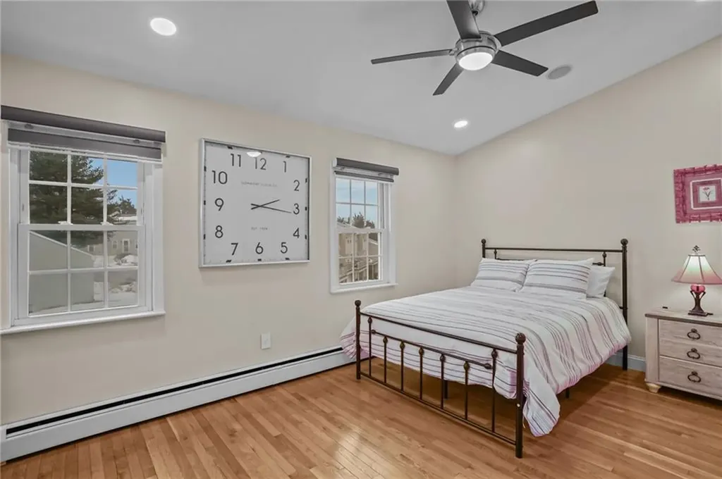 565 Quaker Lane West Warwick RI 02893