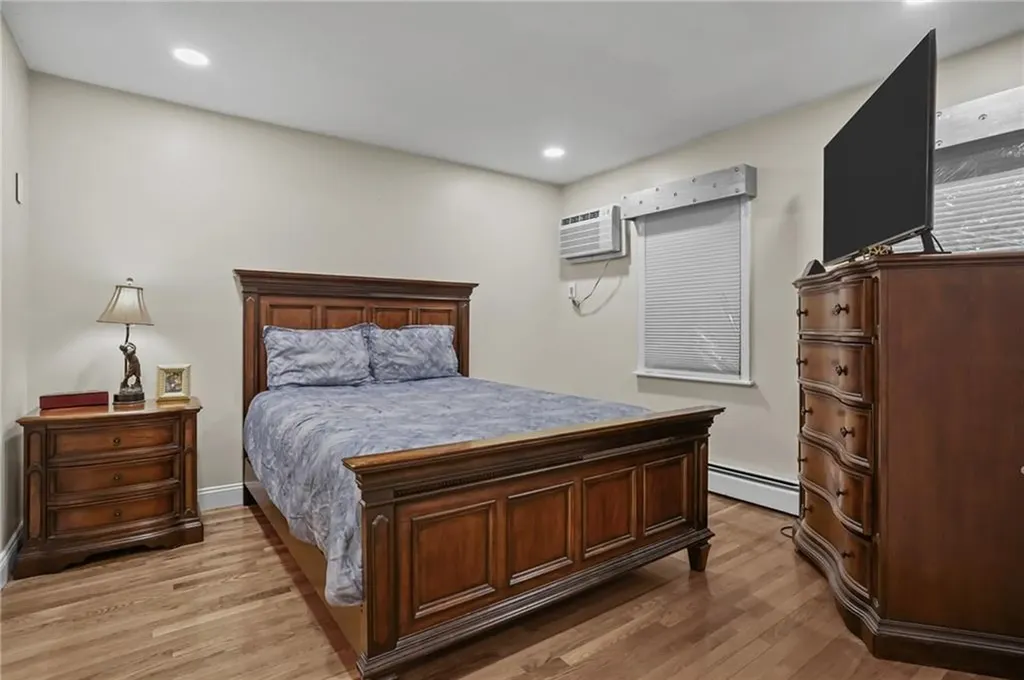 565 Quaker Lane West Warwick RI 02893