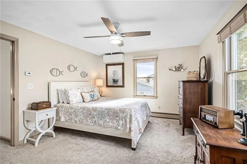 66 Islington Avenue Portsmouth RI 02871