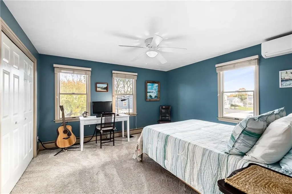 66 Islington Avenue Portsmouth RI 02871