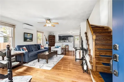 66 Islington Avenue Portsmouth RI 02871