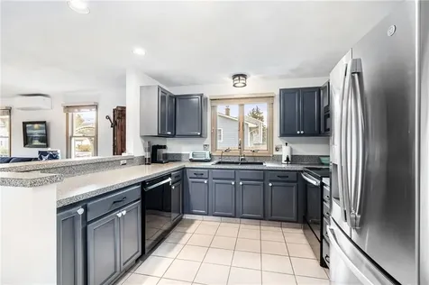 66 Islington Avenue Portsmouth RI 02871