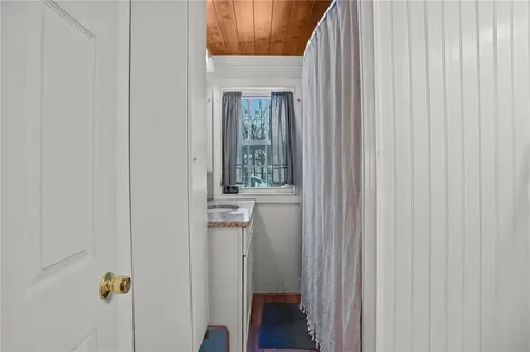 168 Knotty Oak Road Coventry RI 02816