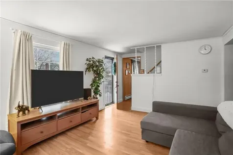 168 Knotty Oak Road Coventry RI 02816