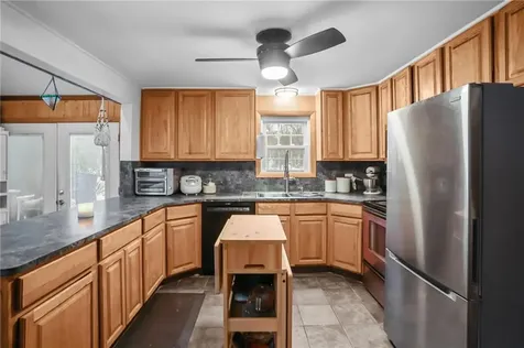 168 Knotty Oak Road Coventry RI 02816