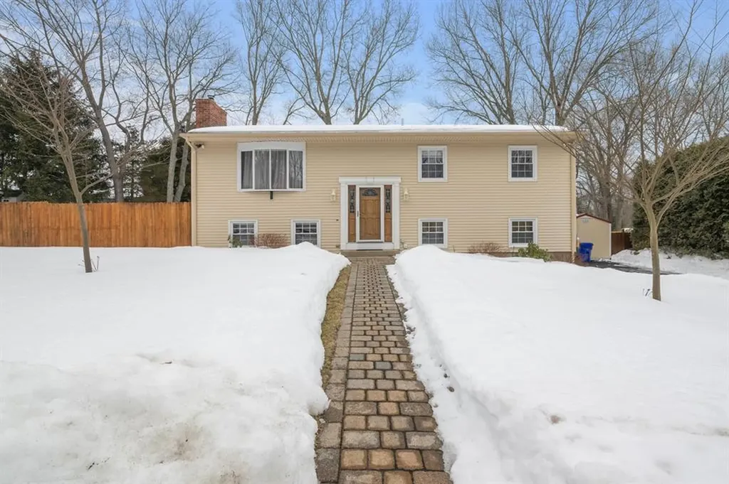 57 Setian Lane West Warwick RI 02893