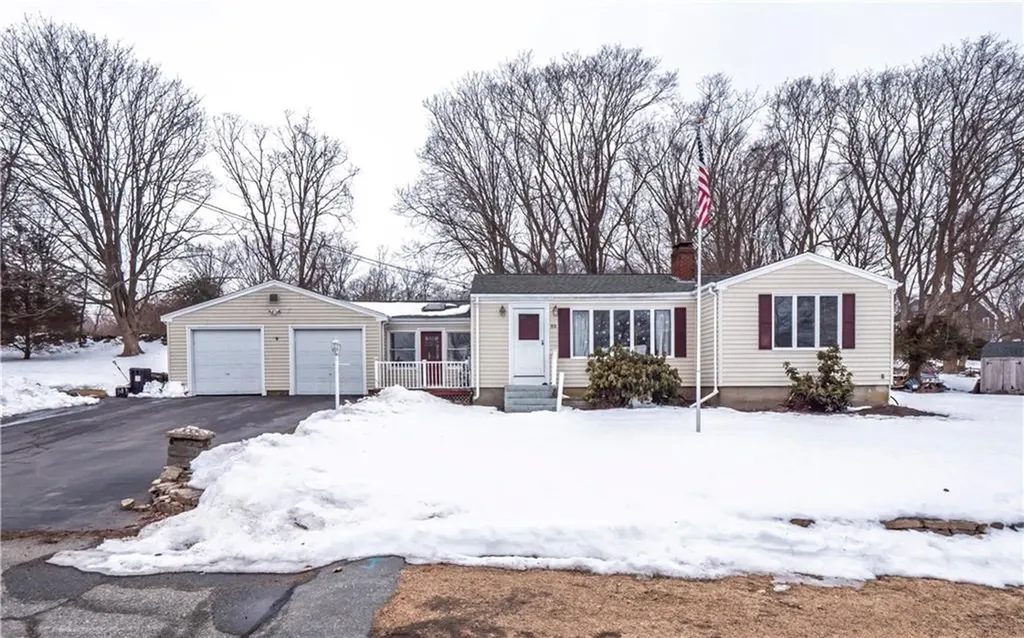 22 Maple Drive Portsmouth RI 02871