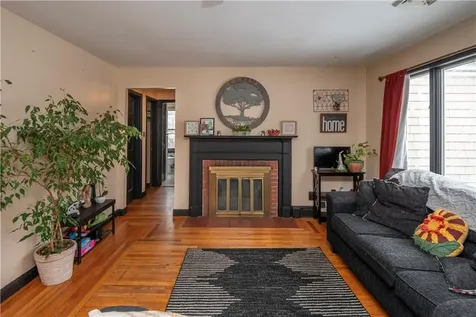 22 Maple Drive Portsmouth RI 02871