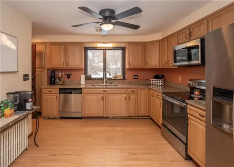 22 Maple Drive Portsmouth RI 02871