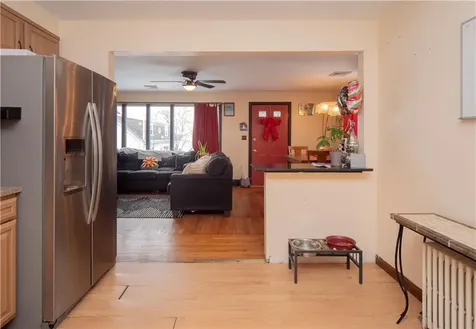 22 Maple Drive Portsmouth RI 02871