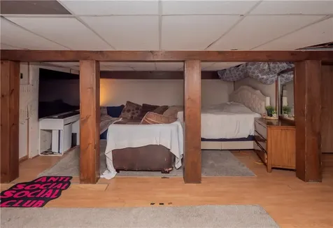 22 Maple Drive Portsmouth RI 02871