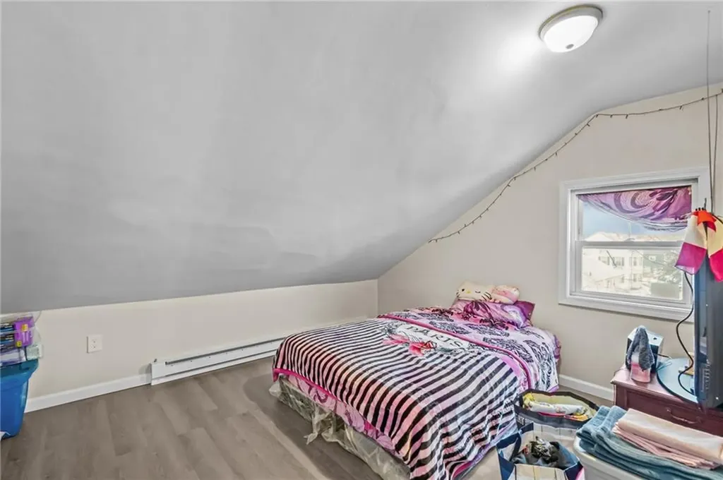 35 Laurel Street Pawtucket RI 02860