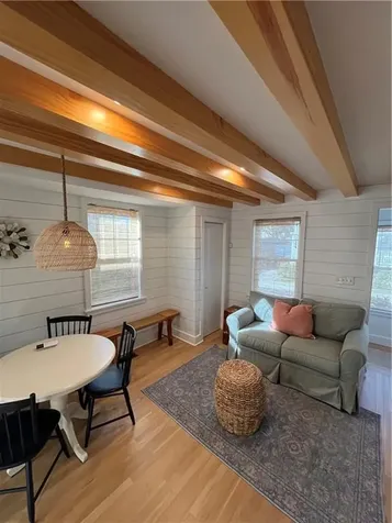 21 Connection Street Newport RI 02840