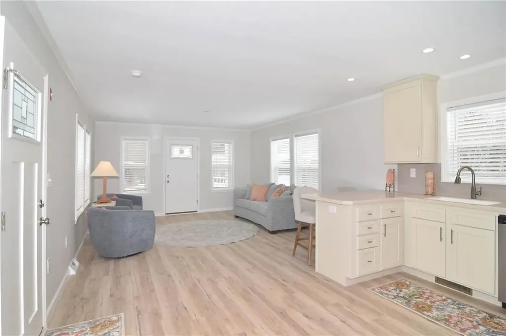 18 Comfort Lane South Kingstown RI 02879