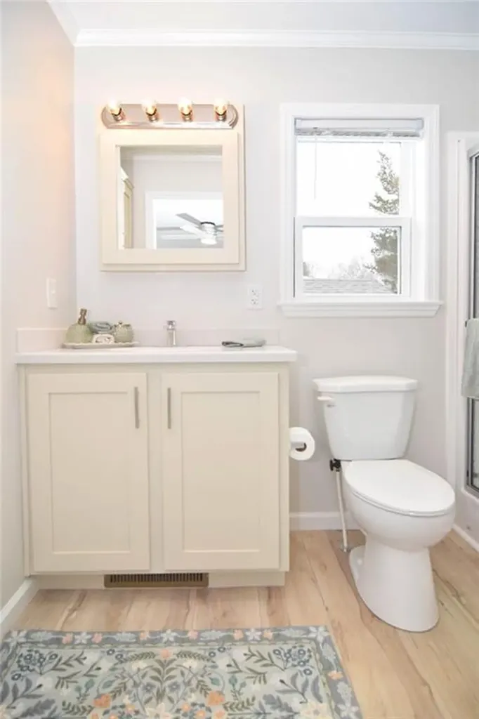 18 Comfort Lane South Kingstown RI 02879